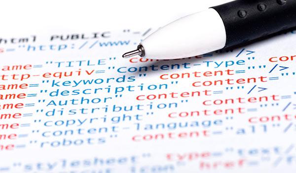 A pen above descriptive data.